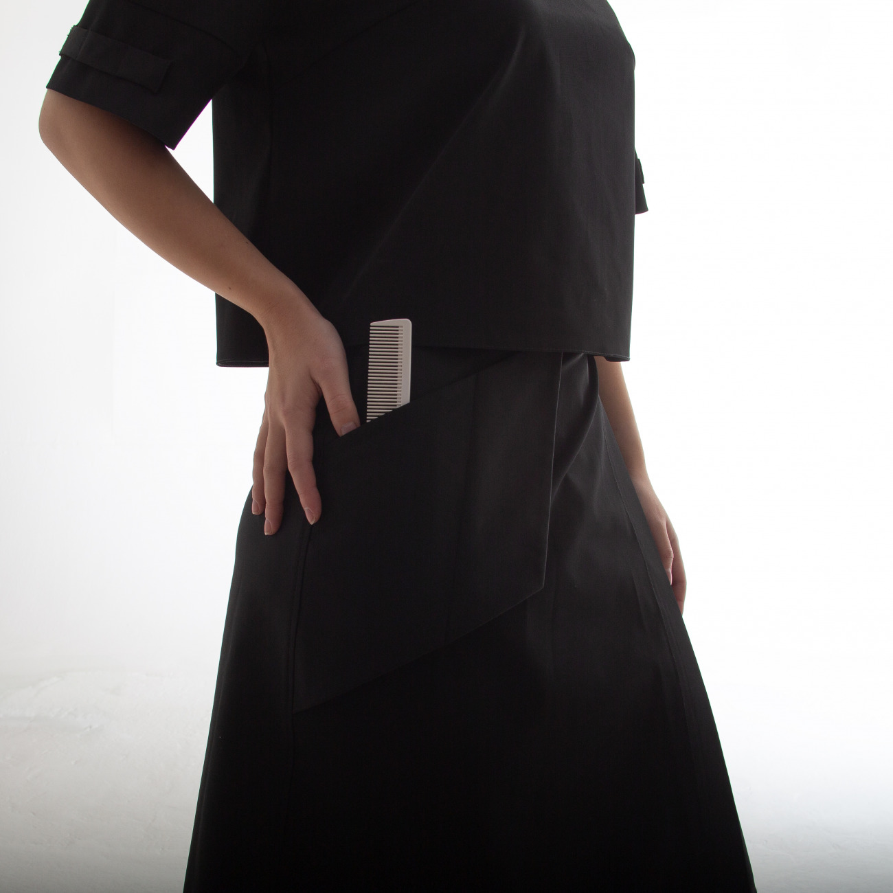 wrap skirt with belt and pockets for women hairdressers